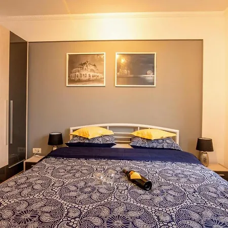 Central 1Br Apt Walk To Beach & Old Town Sol Apartment Constanta
