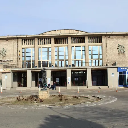 Central 1Br Apt Walk To Beach & Old Town Sol Apartment Constanta