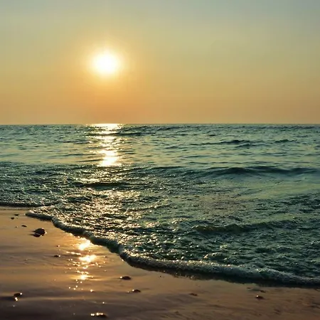 1br Walk To & Old Town Sol Daire